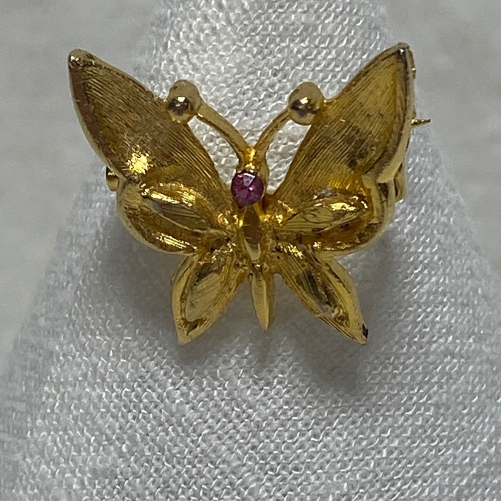 Gold Tone Butterfly Pin Brooch Small Pink Gem Accent Vintage Jewelry‎ Accessory